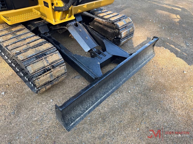 2021-caterpillar-305.5e2-image-6