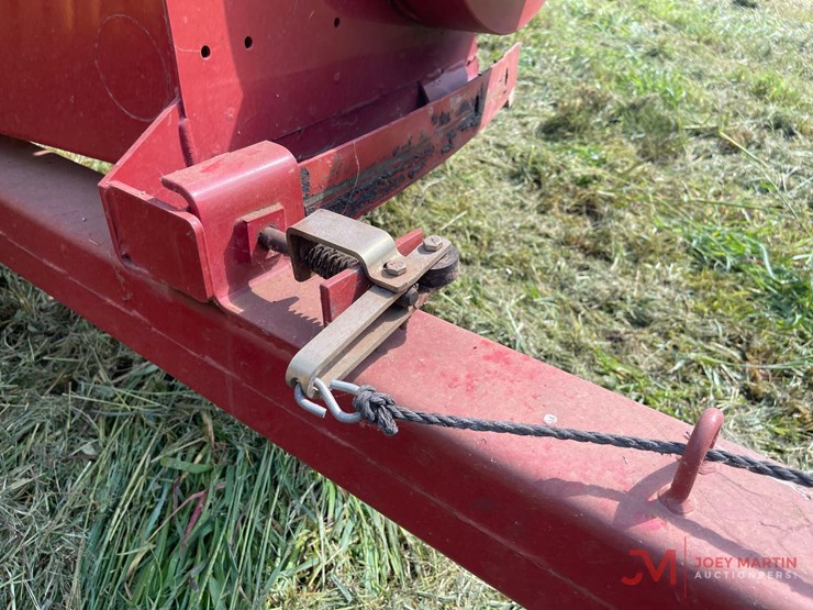 2014-new-holland-bc5050-image-12