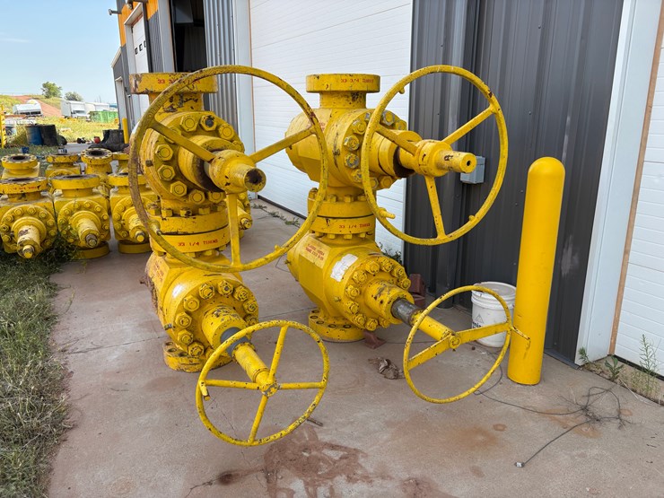 (4x$)-7-1/16”-10k-frac-valves-image-4