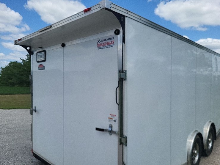 2022-united-enclosed-tandem-axle-bumper-trailer---nice-one-owner-image-39