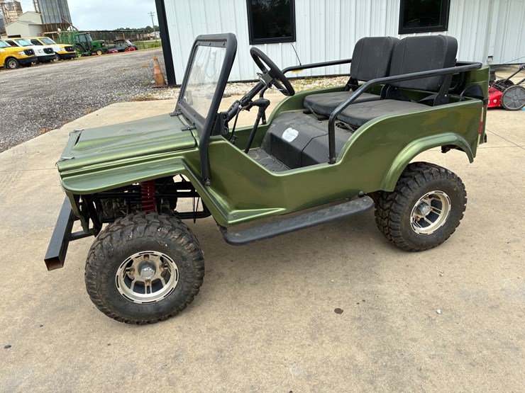#20210-•-mossimo-mini-jeep-image-1