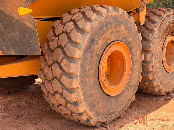 2023-volvo-a45g-image-25