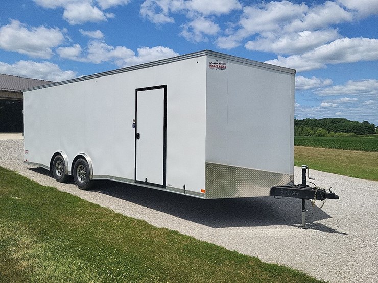 2022-united-enclosed-tandem-axle-bumper-trailer---nice-one-owner-image-1