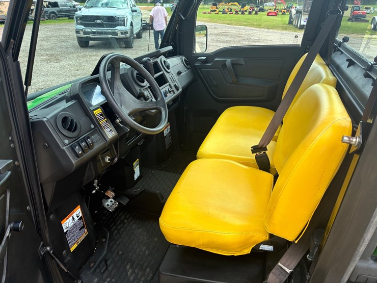 john-deere-gator-image-5