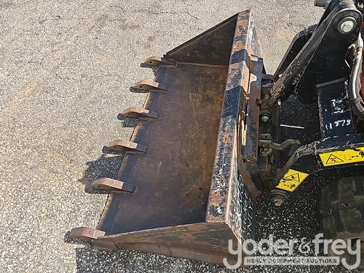 2021-ditch-witch-sk1050-image-11