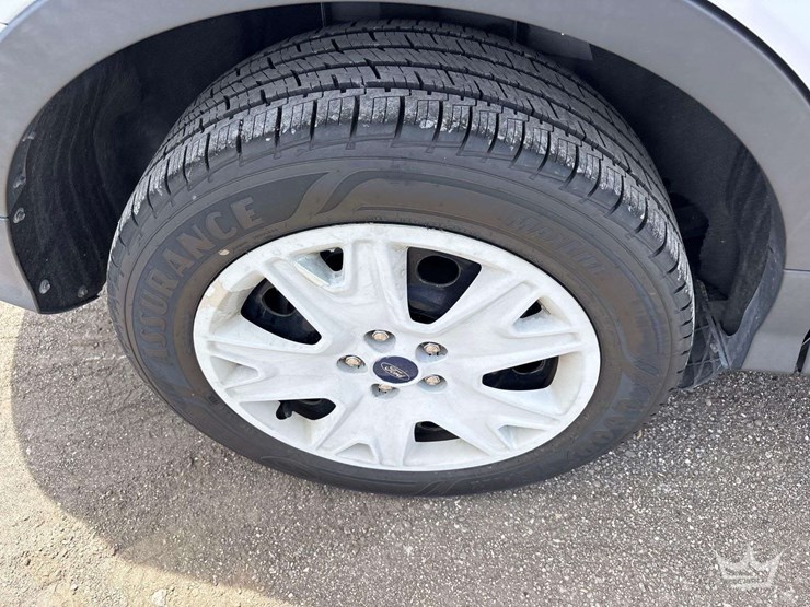2016-ford-escape-image-24