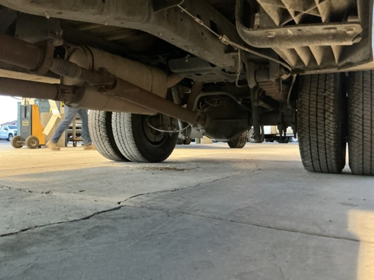 2015-ford-f350-image-30