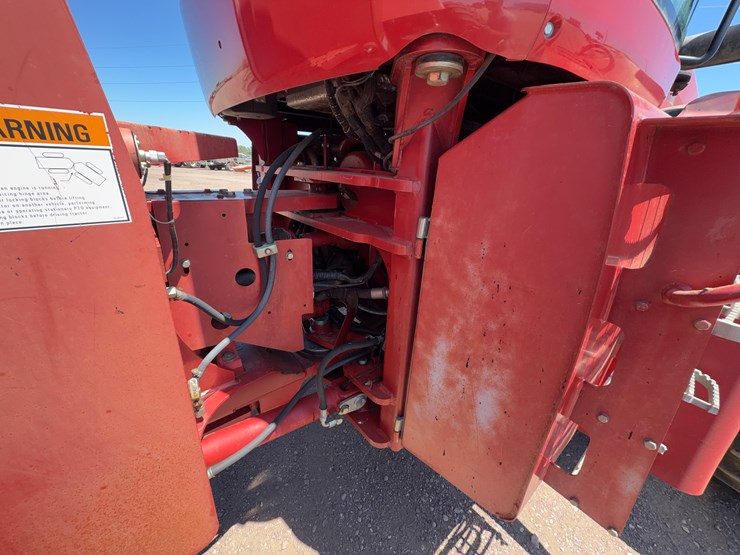 2005-case-ih-325-image-22