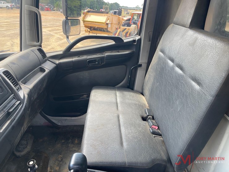 2011-hino268-s/a-dump-truck-image-19