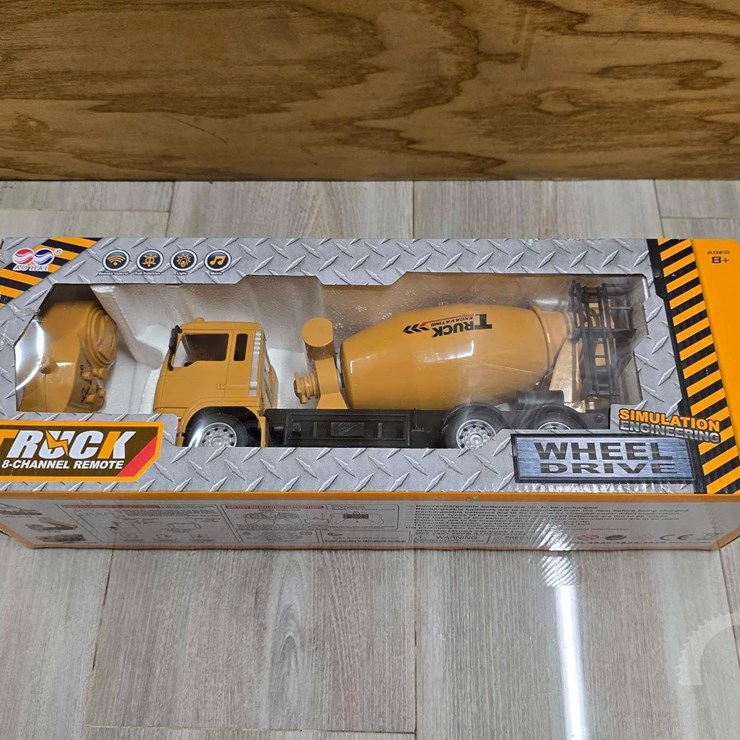 2026 FUTURE REMOTE CONTROL MIXER TRUCK TOY
