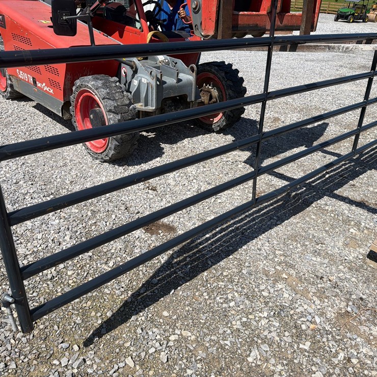 #64 • 14ft tarter gate