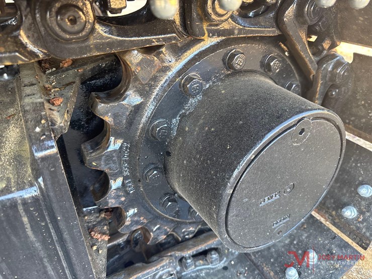2021-caterpillar-305.5e2-image-15