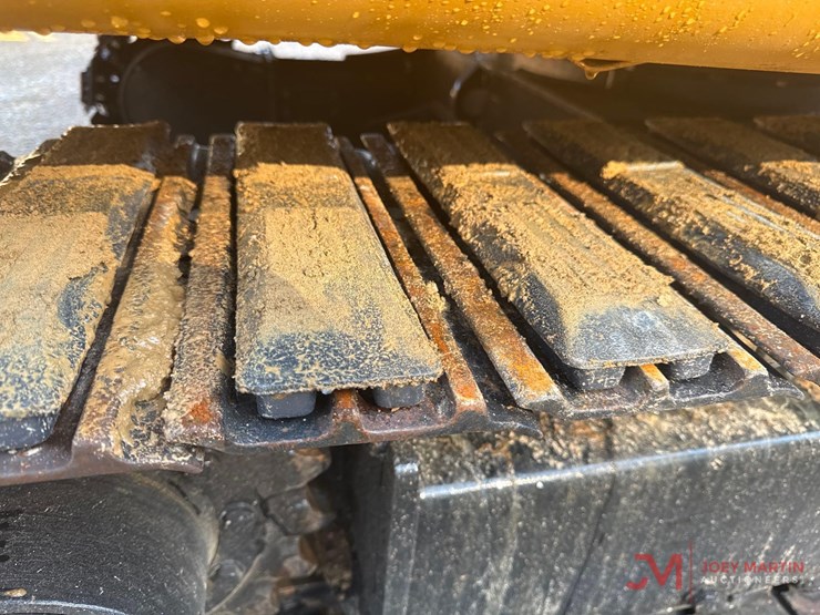 2021-caterpillar-305.5e2-image-5