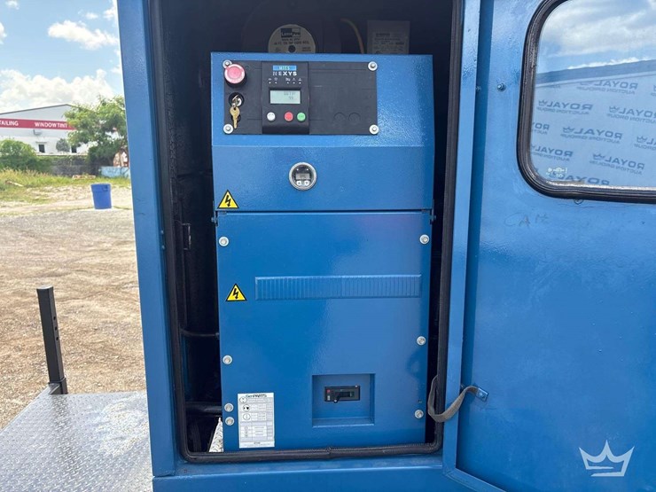 sdmo-100kw-t/a-towable-diesel-generator-image-10