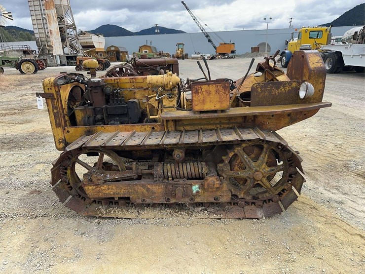 caterpillar-d2-image-2