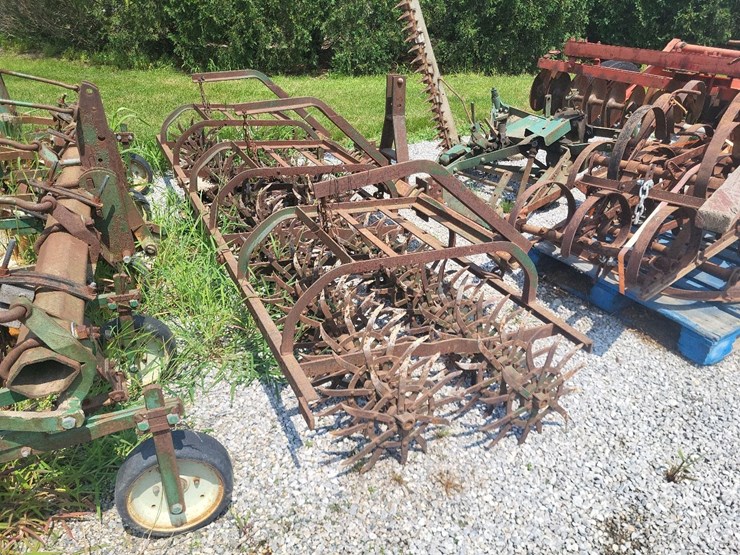 oliver-4r-3pt-hitch-rotary-hoe-image-4