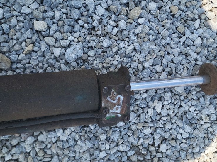 oliver-hydraulic-cylinder-image-2