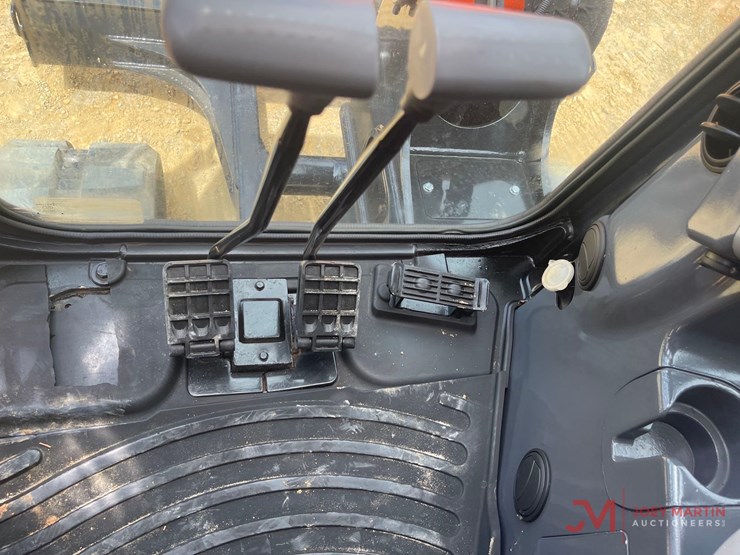 hitachi-zx55u-5a-image-21