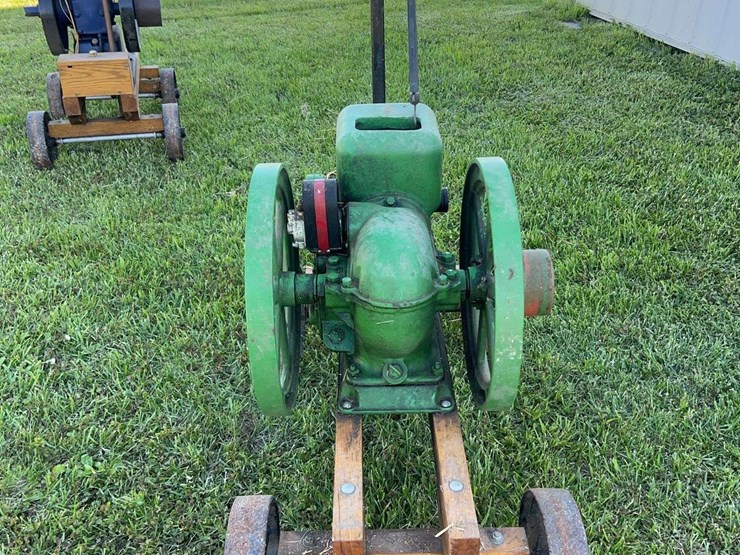 john-deere-e-1-1/2hp-image-2
