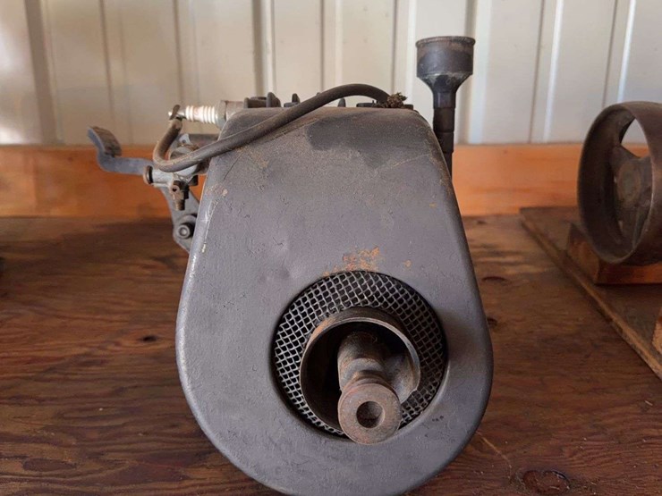 (2)-briggs&-stratton-engines-image-3