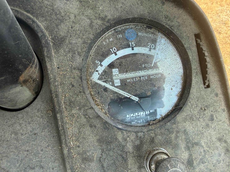 john-deere-4430-image-10