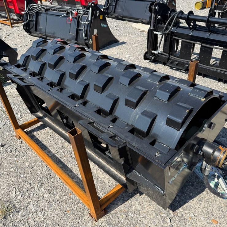 #2015 • Unused Future 59" Skid Steer Compactor Wheel KTYSL260438 INV#49450