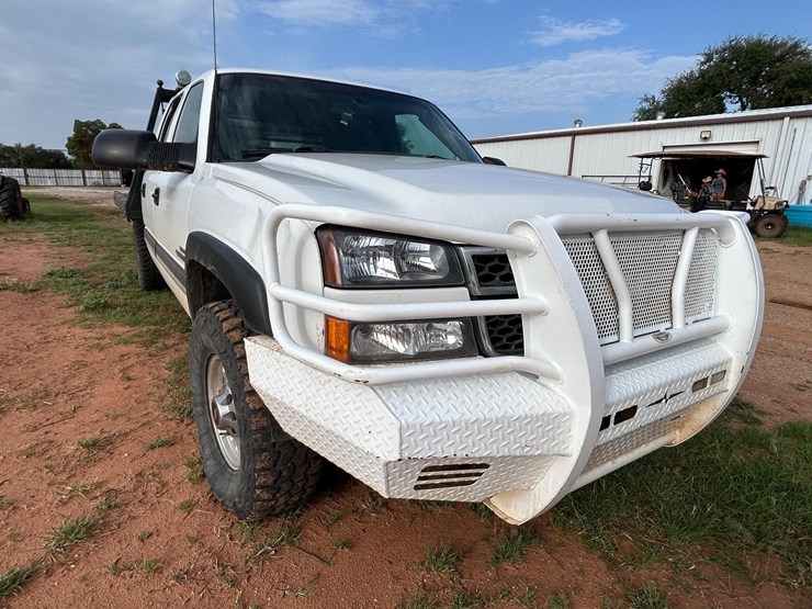 2005-chevrolet-2500-image-3