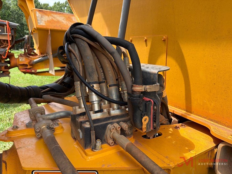2022-volvo-a30g-image-14