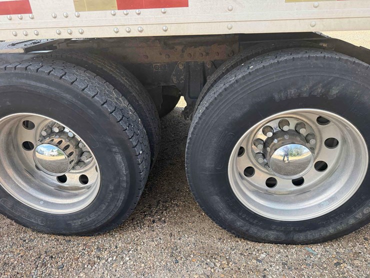 2006-peterbilt-378-image-7