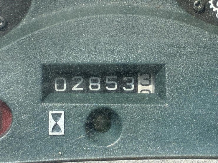 2006-komatsu-fd100-7-image-25
