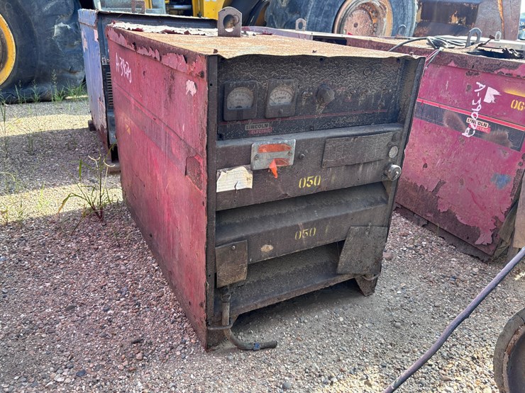 #39070-•-lincoln-electric-dc-600-welder-|-for-parts/repairs-image-1