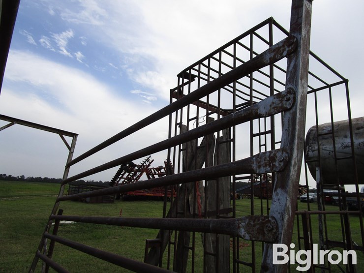 shop-built-loading-chute-image-16