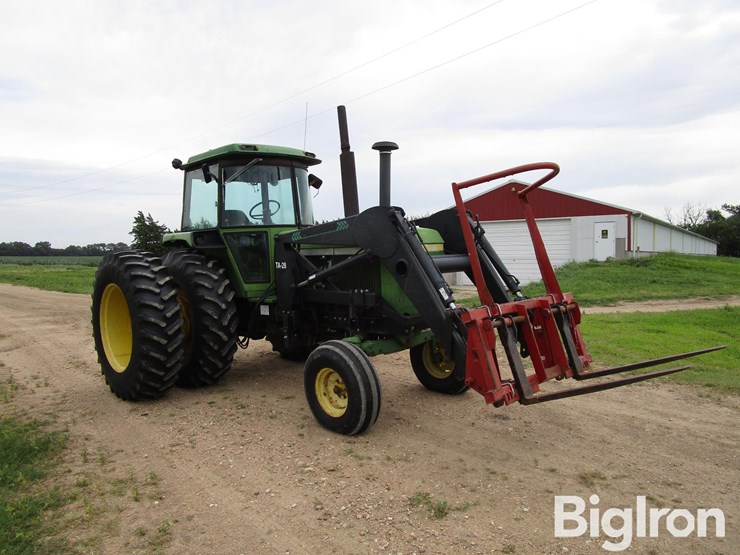 1976-john-deere-4430-image-3