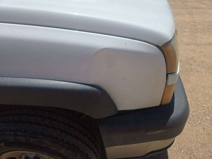 2006-chevrolet-silverado-2500-image-12
