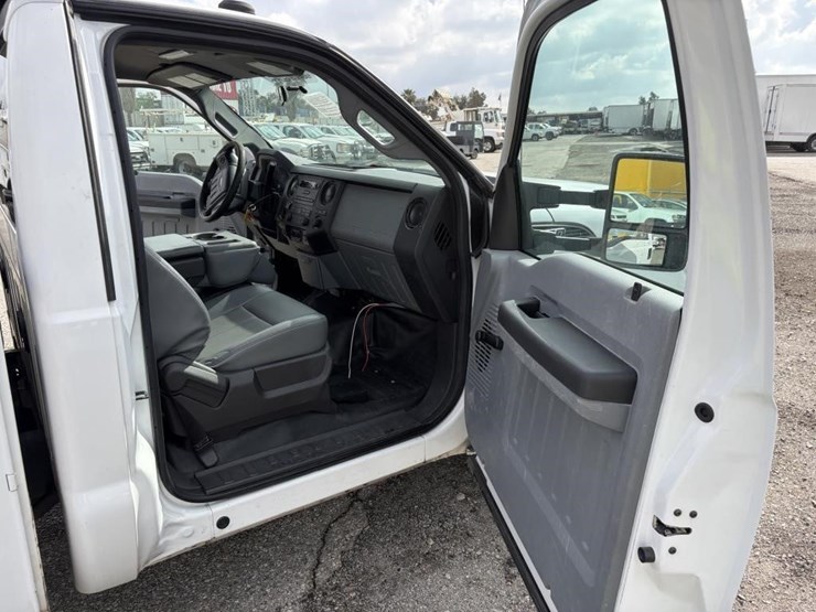 2013-ford-f250-image-9