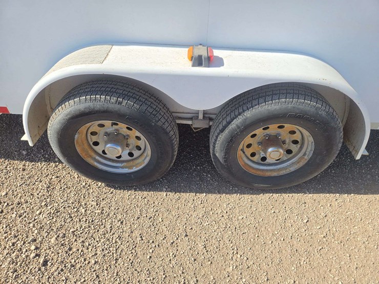 enclosed-cargo-trailer-image-7