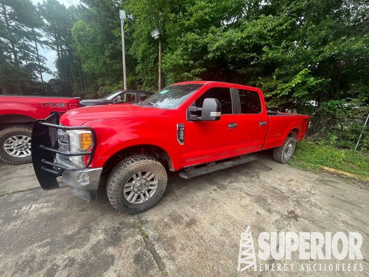 2017-ford-f250-image-1