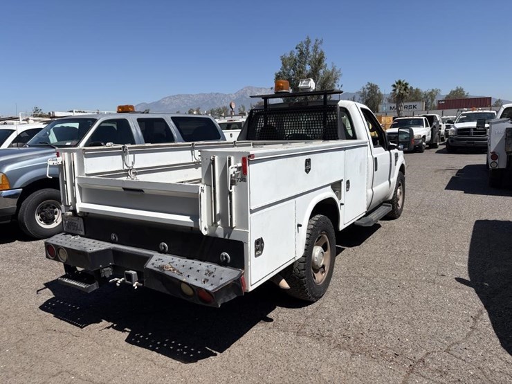 2009-ford-f350-image-3