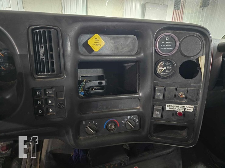 2006-gmc-topkick-c8500-image-14