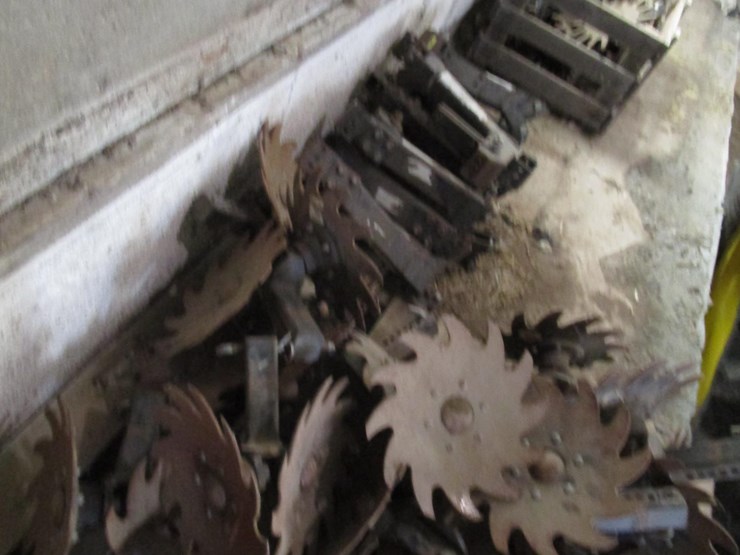 row-cleaners-&-mounting-brackets-image-3
