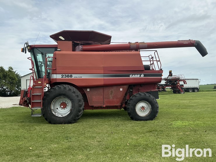 2000-case-ih-2388-image-8