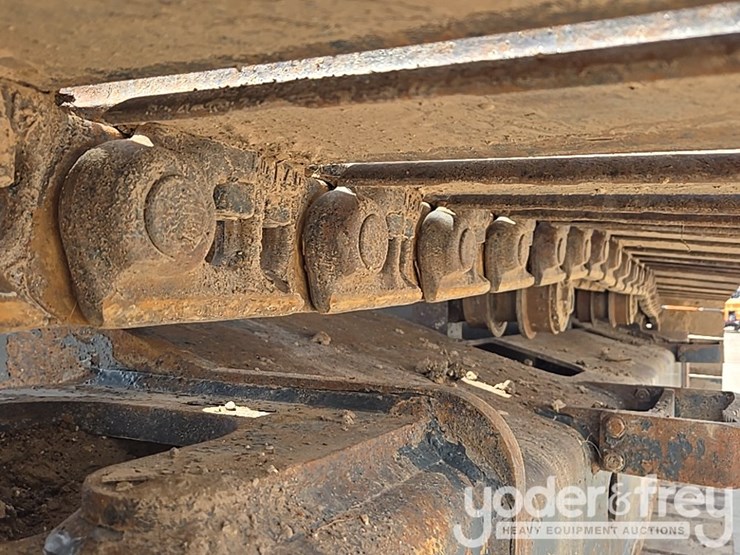 hyundai-hx260l-image-12