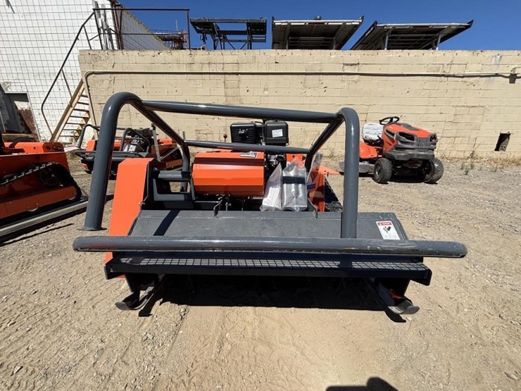 2026-sdlool-lm1000q-rc-flail-mower-image-5