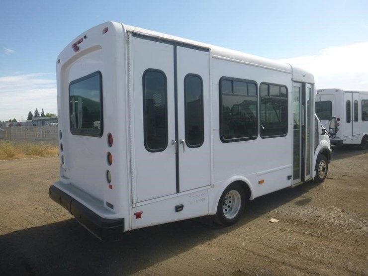2019-ford-transit-image-3