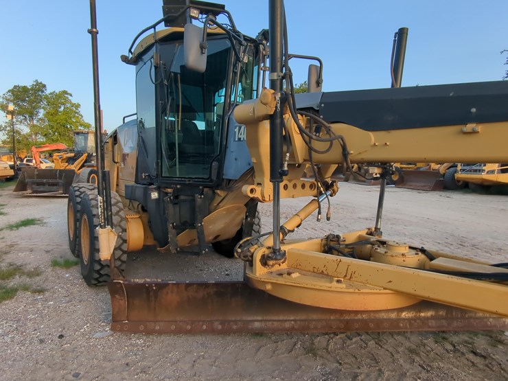 caterpillar-140m-image-10
