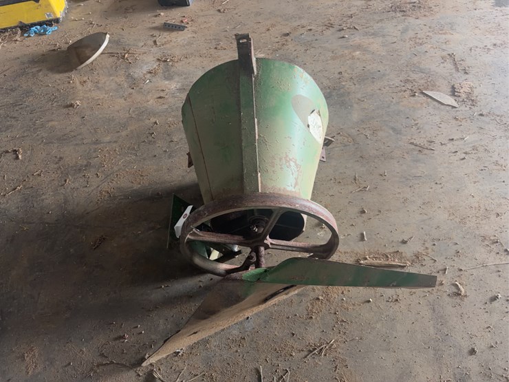 grain-spreader-(sukup-brand)-image-2