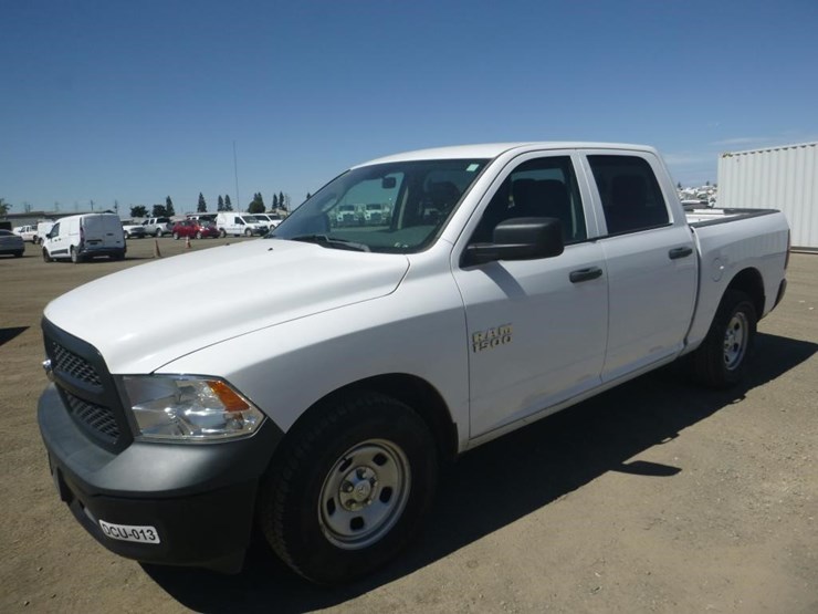 2016-dodge-1500-image-1