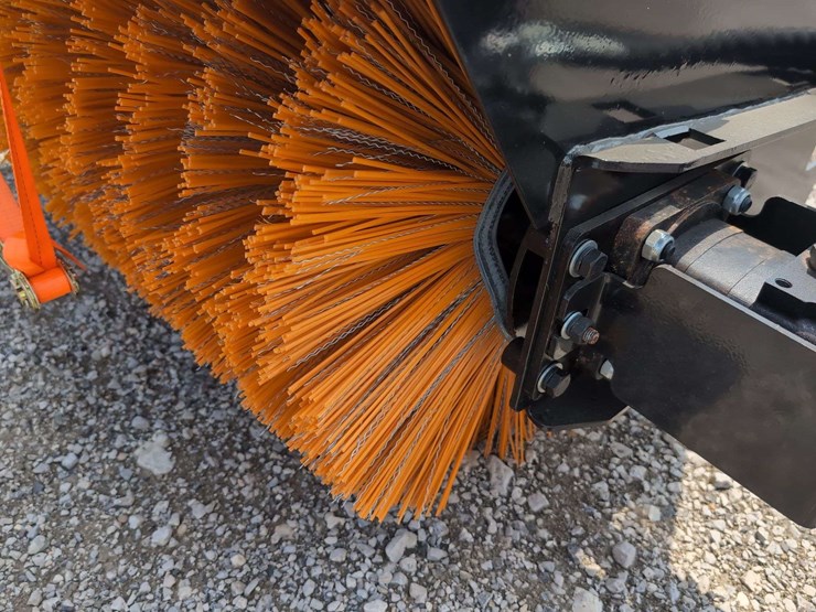 iranch-mini-skid-steer-snow-angle-sweeper---irlsas-image-2