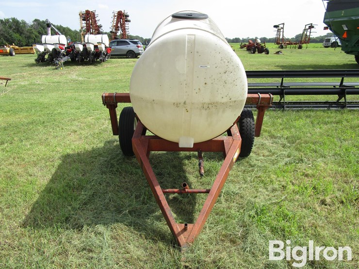 sprayer-tank-on-trailer-image-2