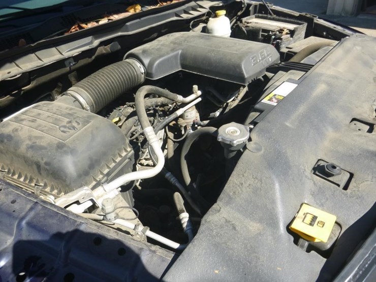 2016-dodge-1500-image-11